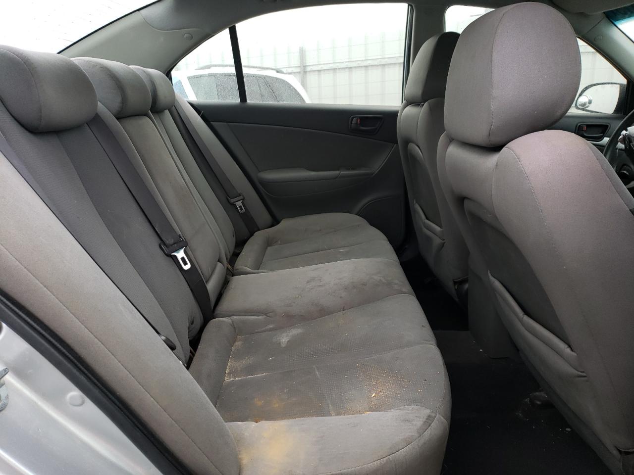 2010 Hyundai Sonata - Image 10