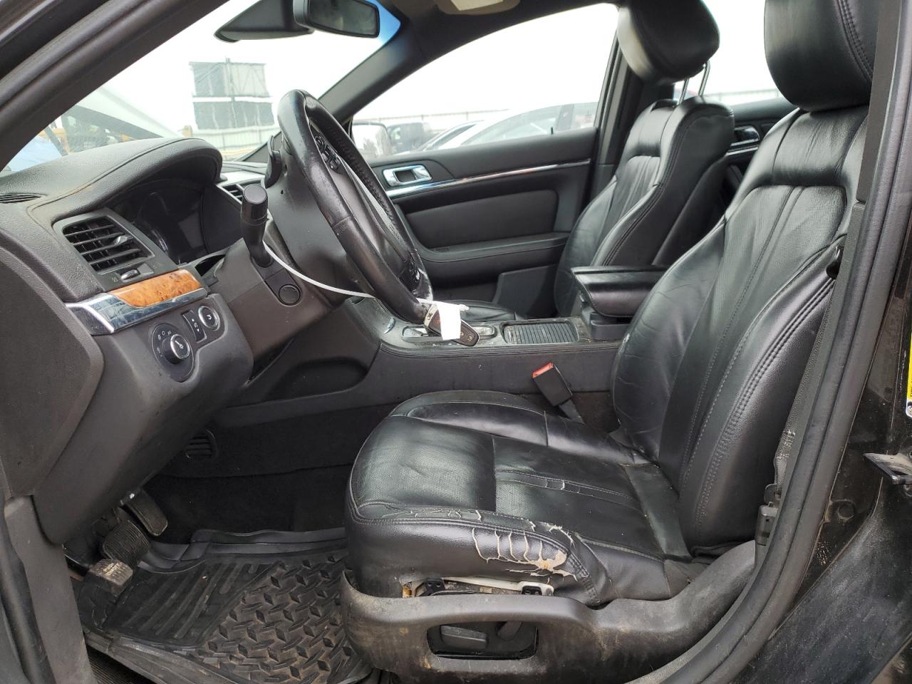 2014 Lincoln MKS - Image 7