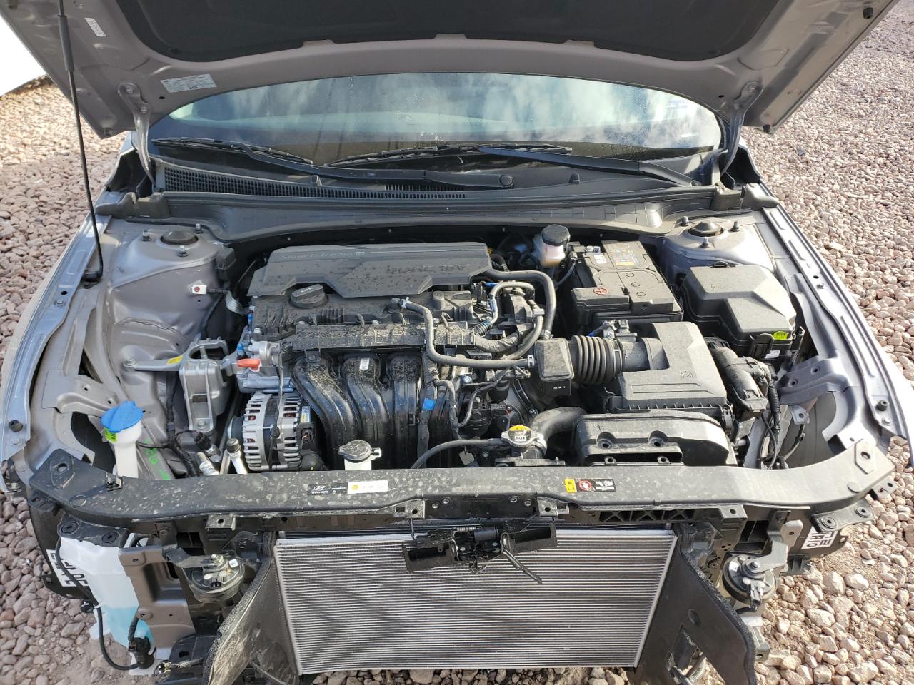 2024 Hyundai Elantra - Image 11