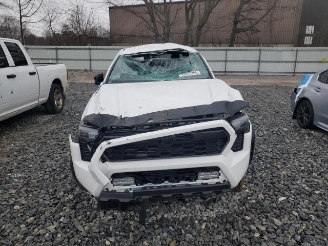  TOYOTA TACOMA 2024 White