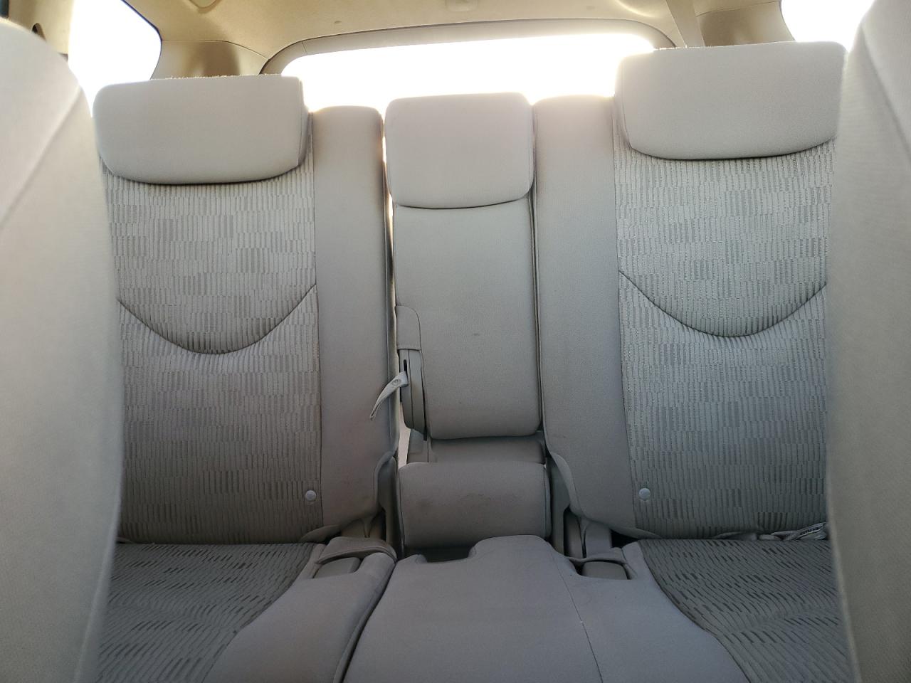 2010 Toyota RAV 4 - Image 10