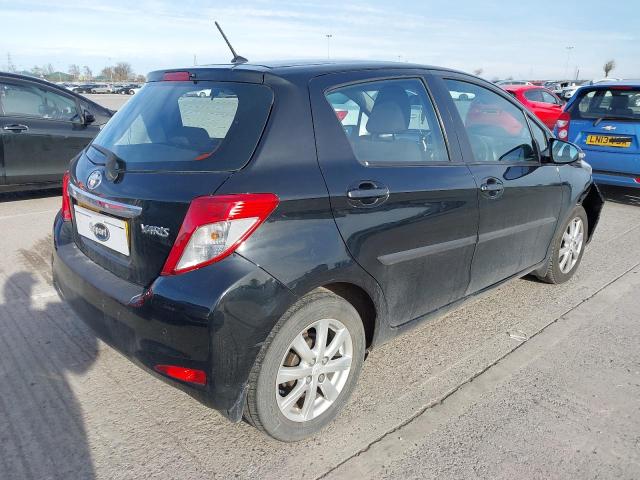 2012 TOYOTA YARIS TR V