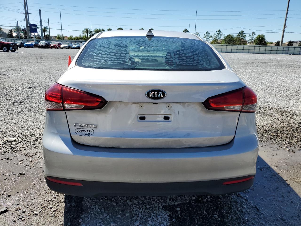 2018 Kia Forte - Image 6