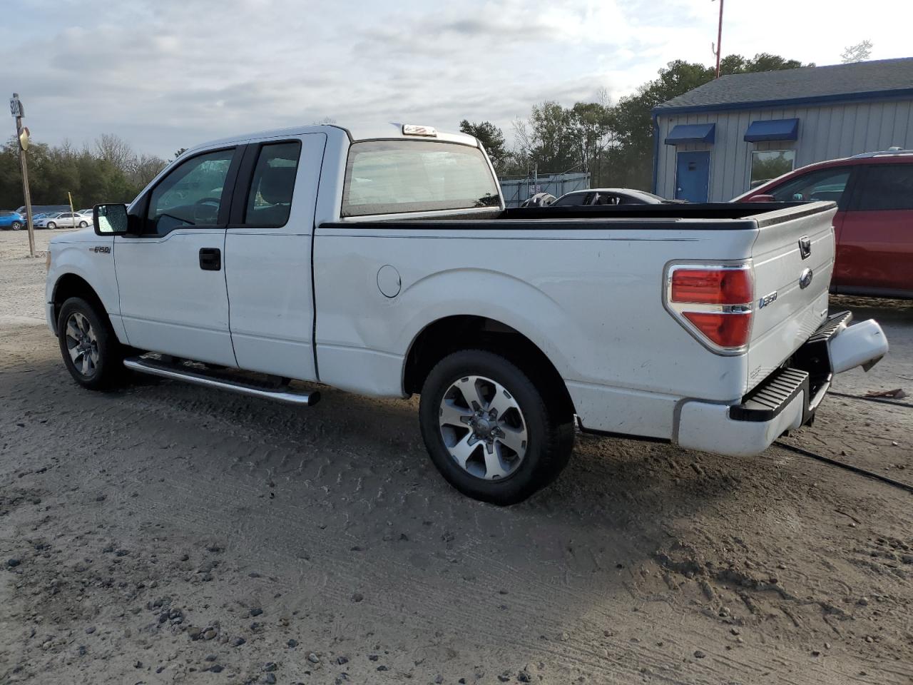 2013 Ford F-150 - Image 2