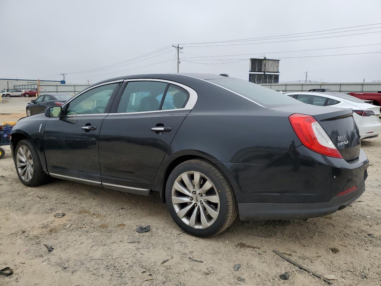 2014 Lincoln MKS - Image 2