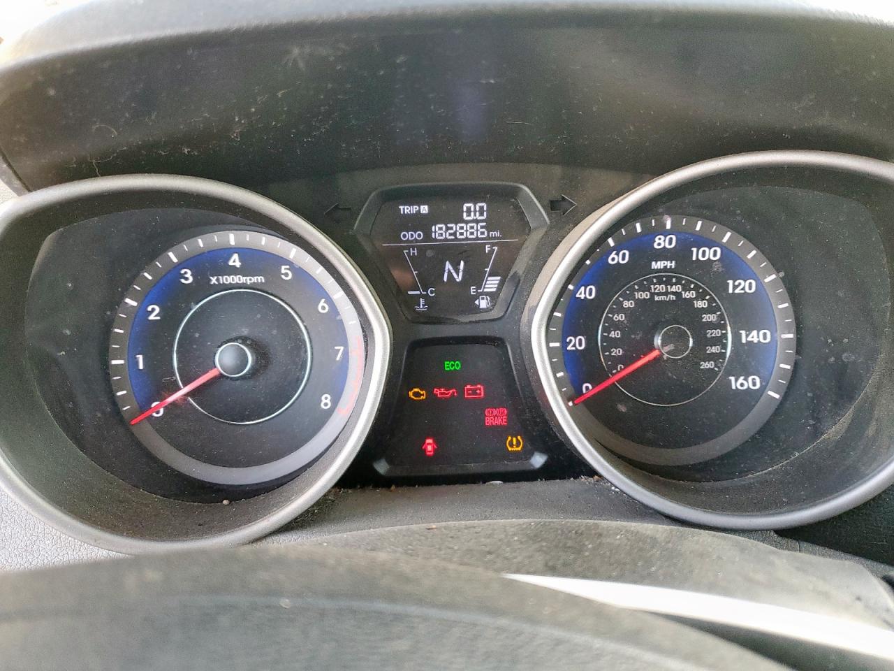2013 Hyundai Elantra - Image 9