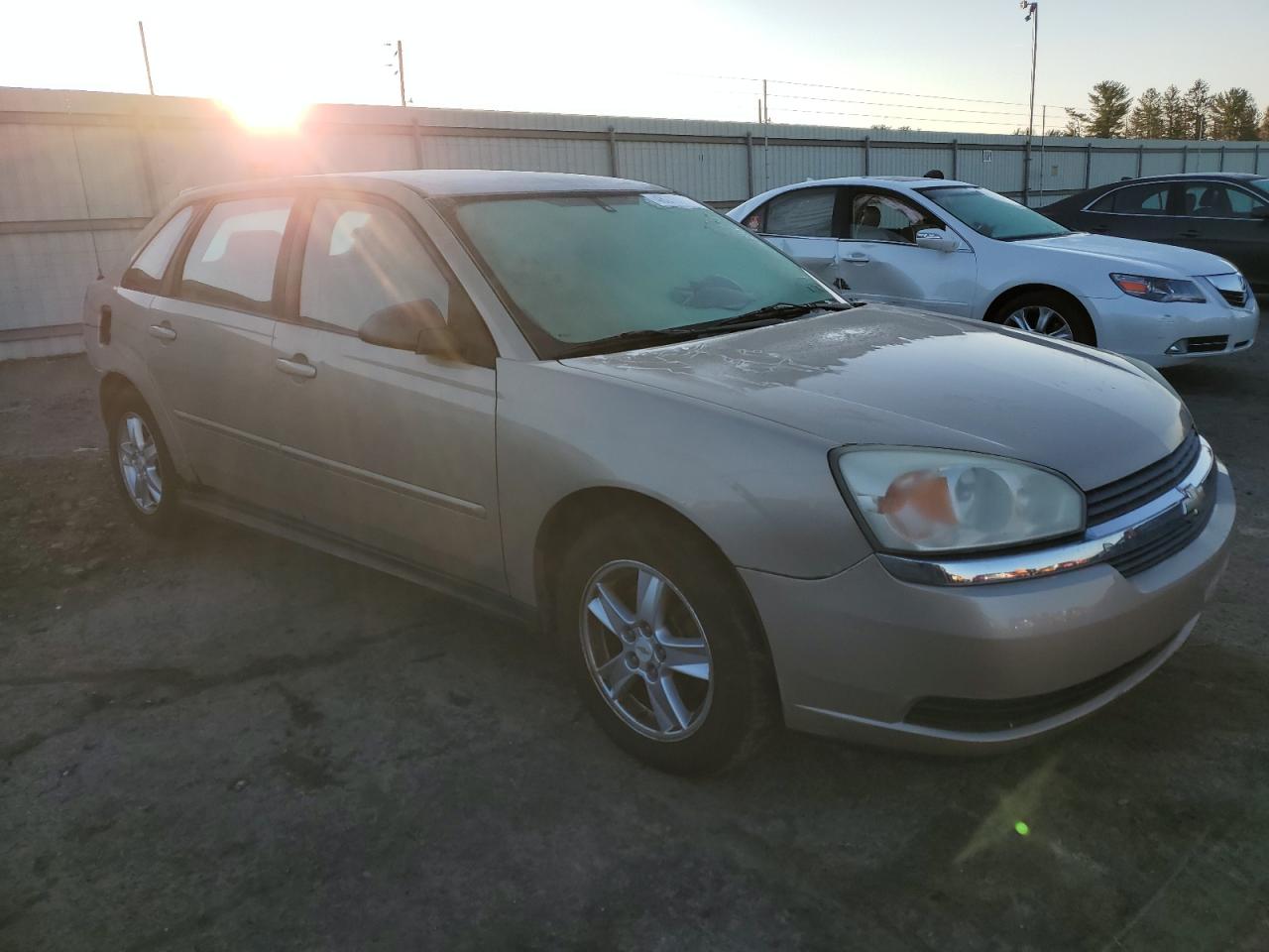 2005 Chevrolet Malibu - Image 4