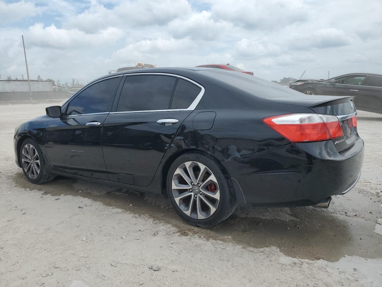 2013 Honda Accord - Image 2