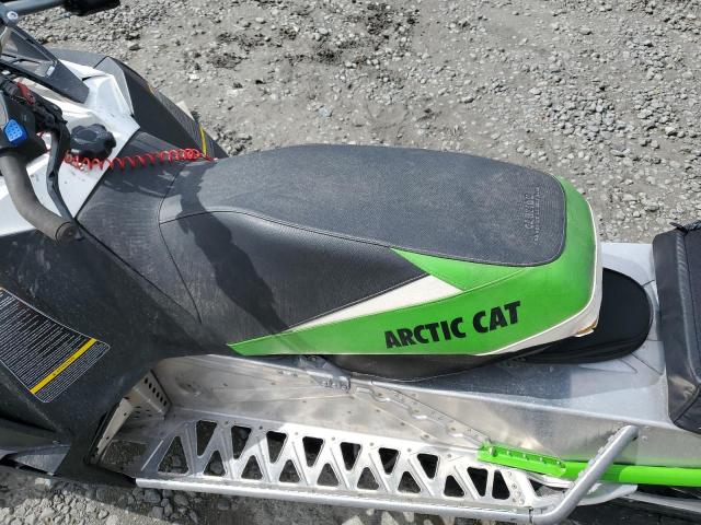 2014 ARCTIC CAT SNOWMOBILE
