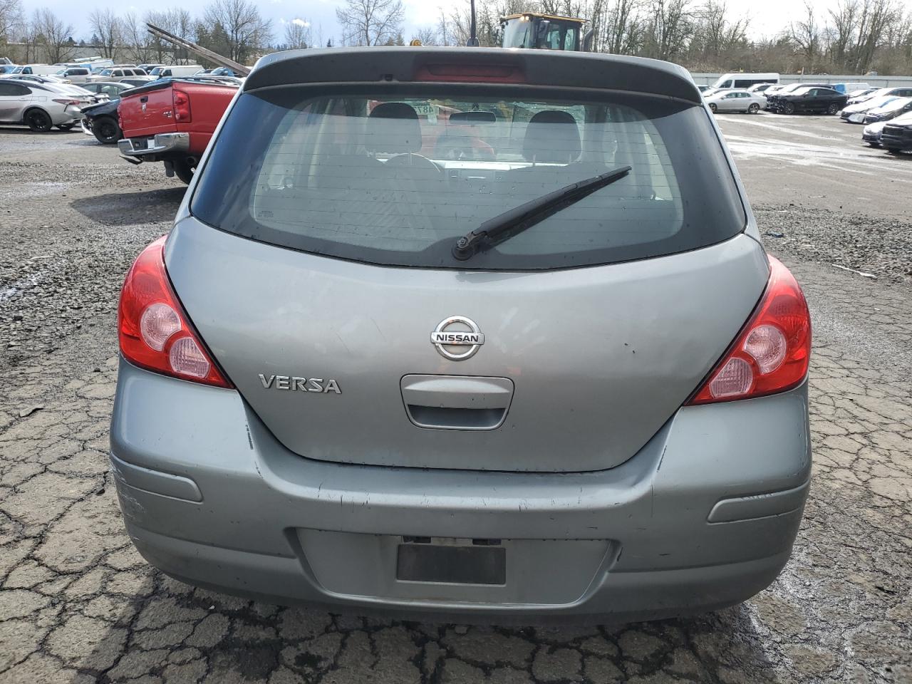 2009 Nissan Versa - Image 6