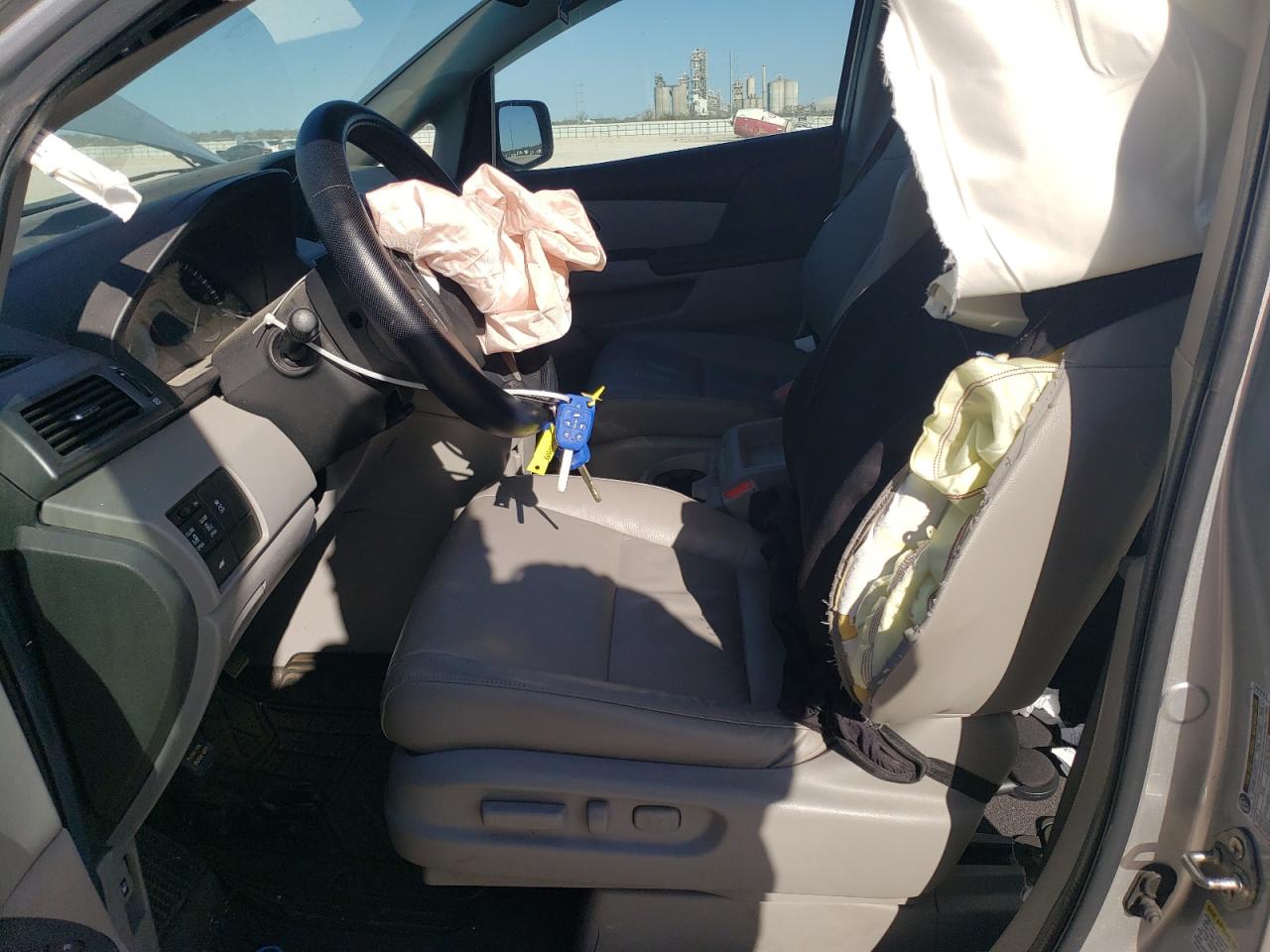 2012 Honda Odyssey - Image 7