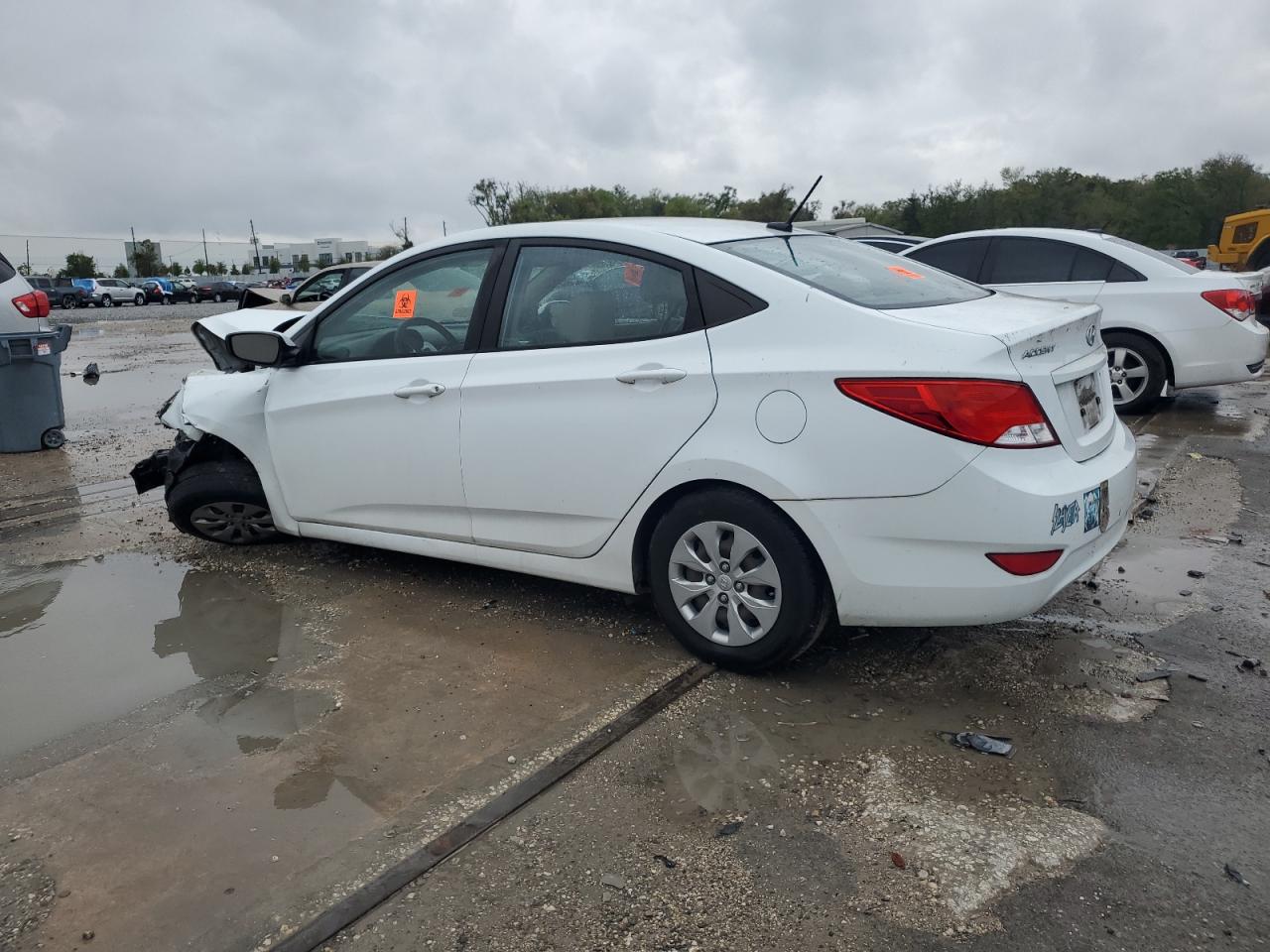 2016 Hyundai Accent - Image 2