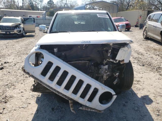  JEEP PATRIOT 2016 Белы
