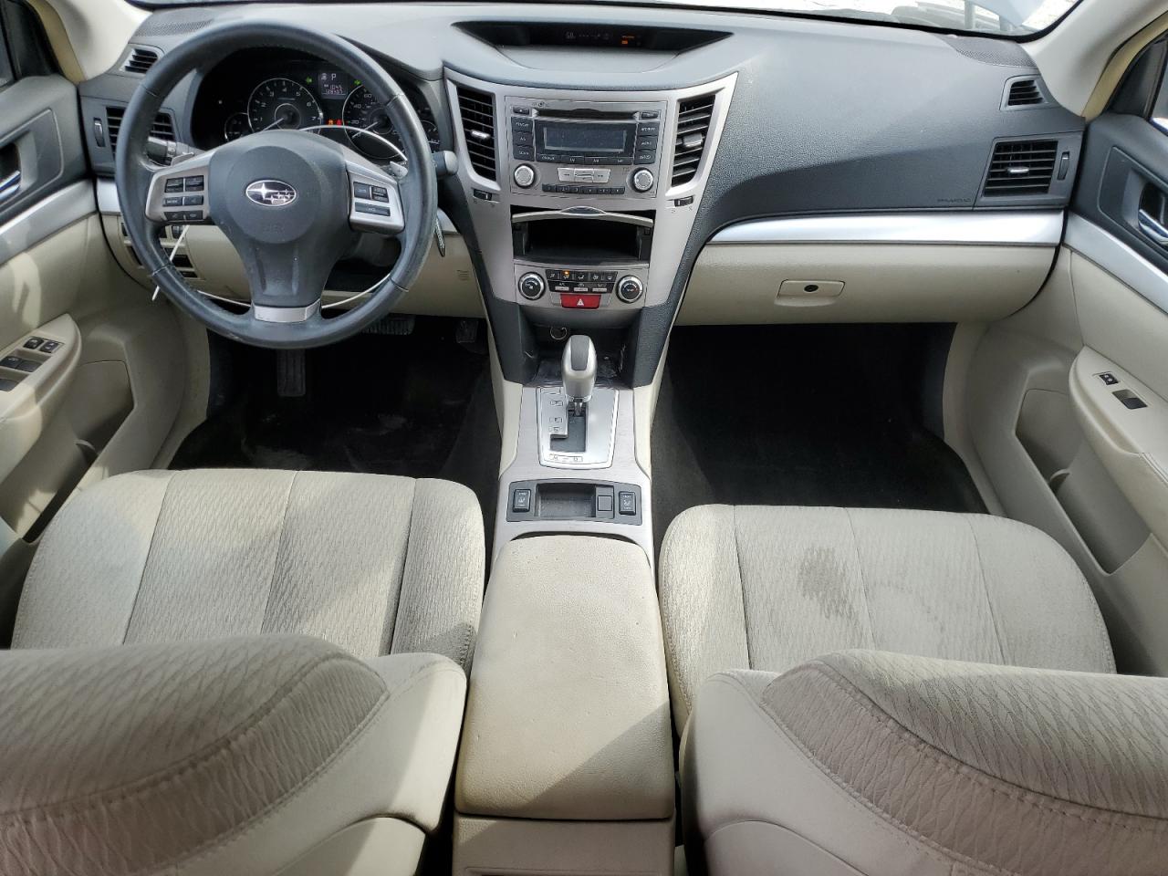 2012 Subaru Outback - Image 8