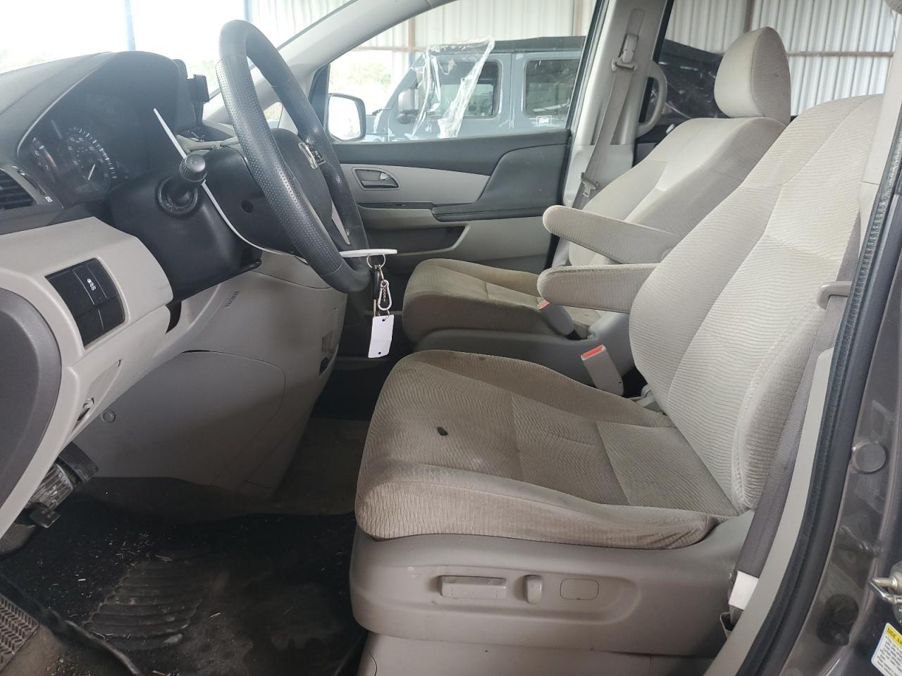 2012 Honda Odyssey - Image 7