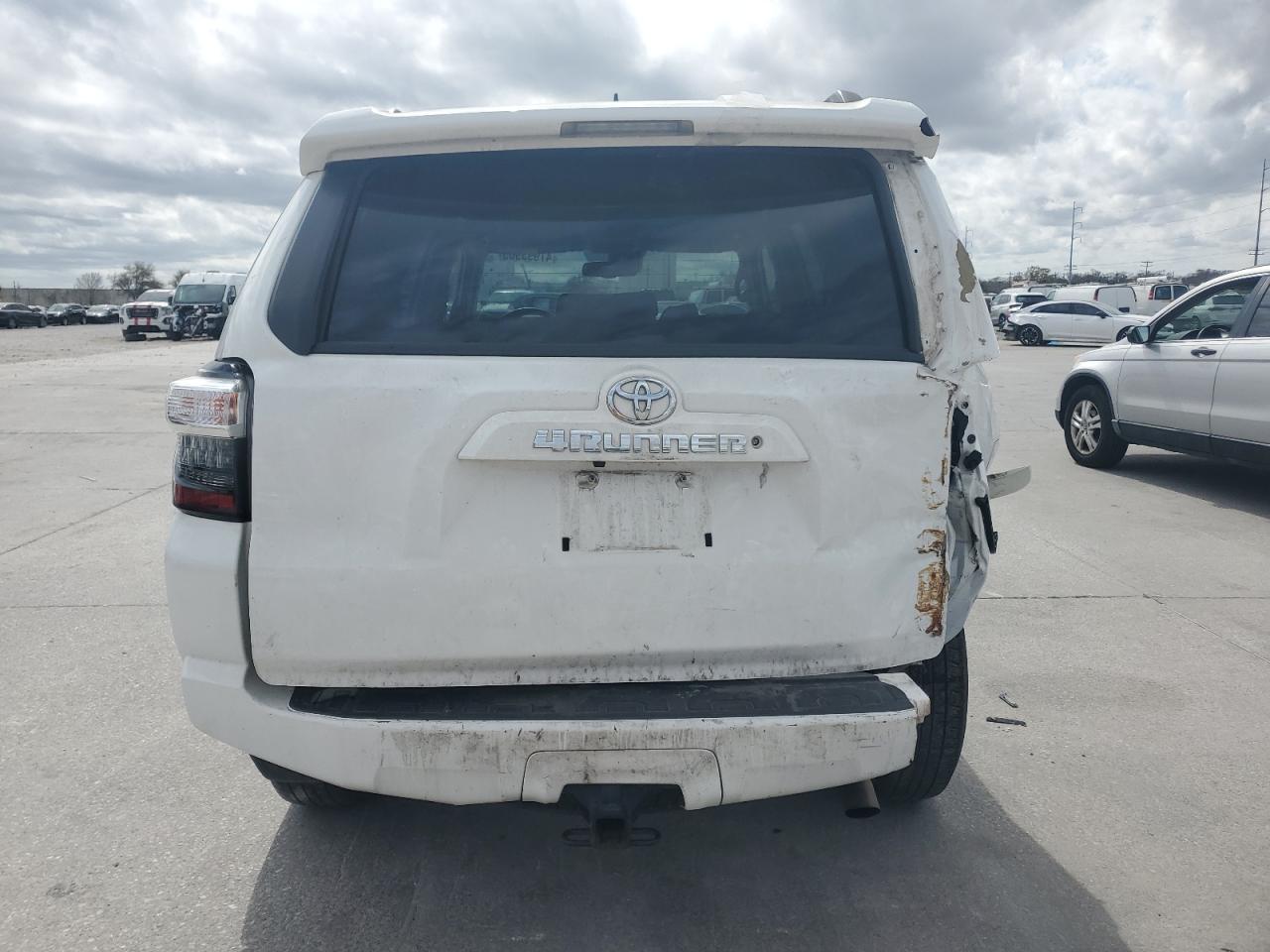 2021 Toyota 4Runner - Image 6