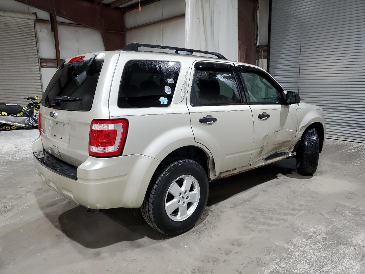 2012 Ford Escape - Image 3