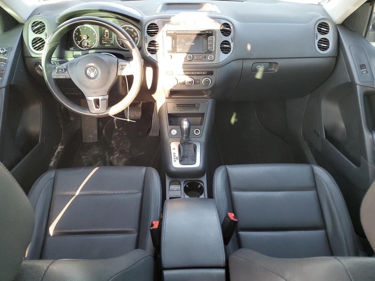2015 Volkswagen Tiguan - Image 8