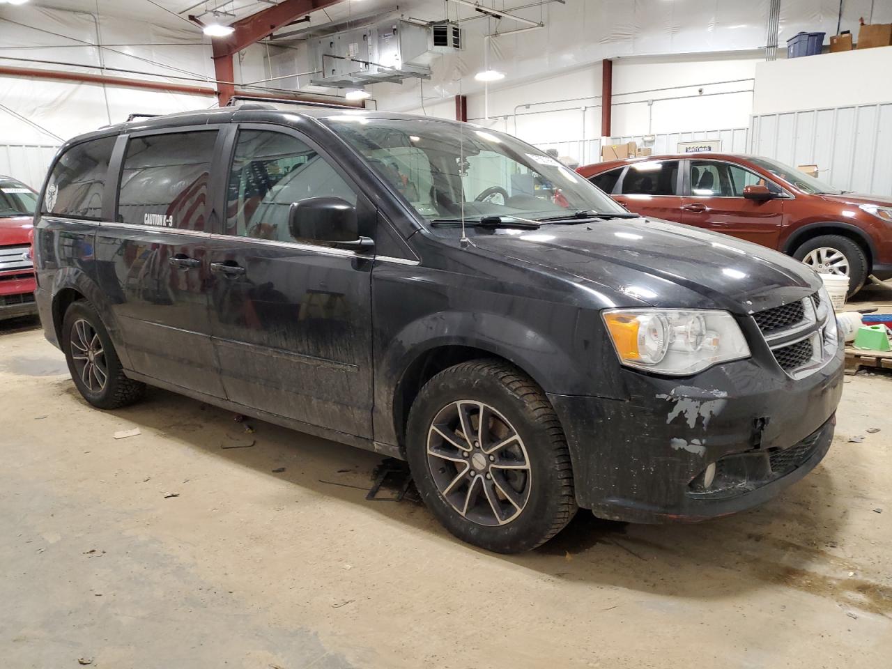 2017 Dodge Caravan - Image 4
