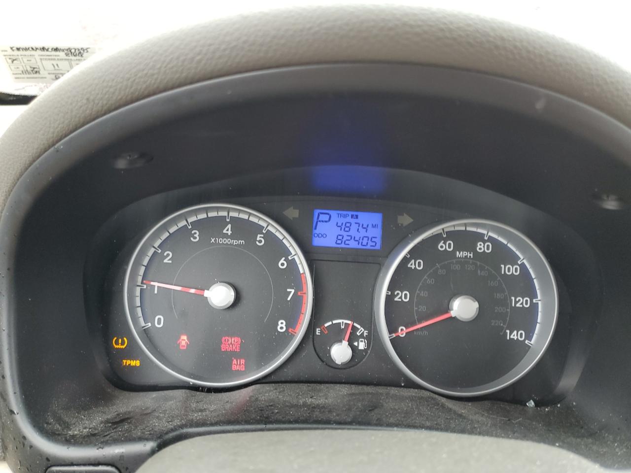 2010 Hyundai Accent - Image 9