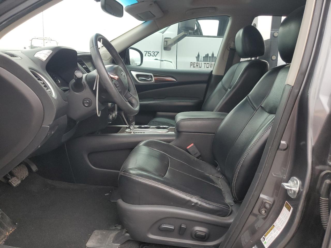 2015 Nissan Pathfinder - Image 7