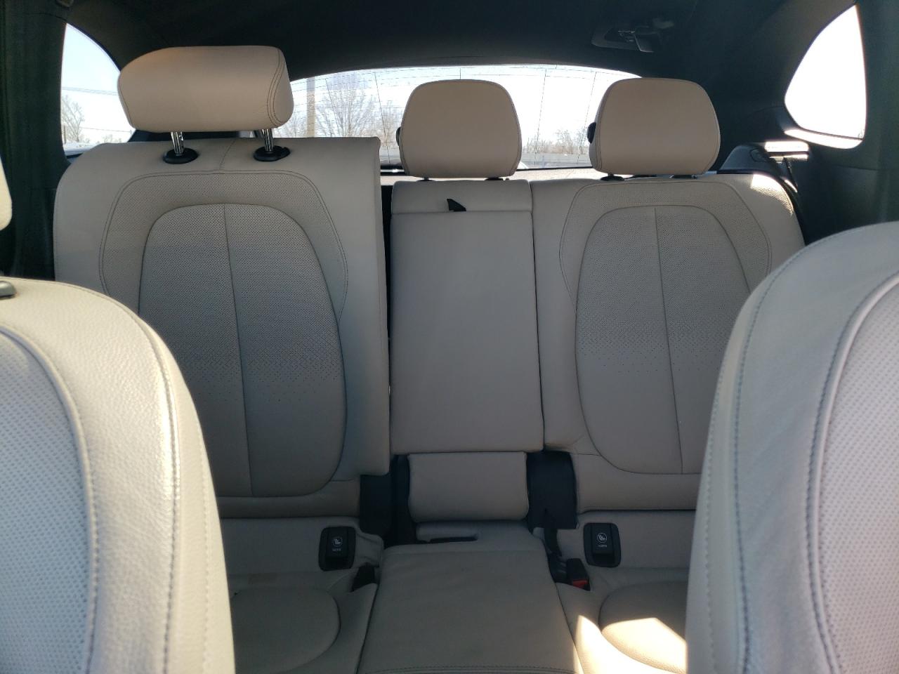 2017 BMW X1 - Image 10