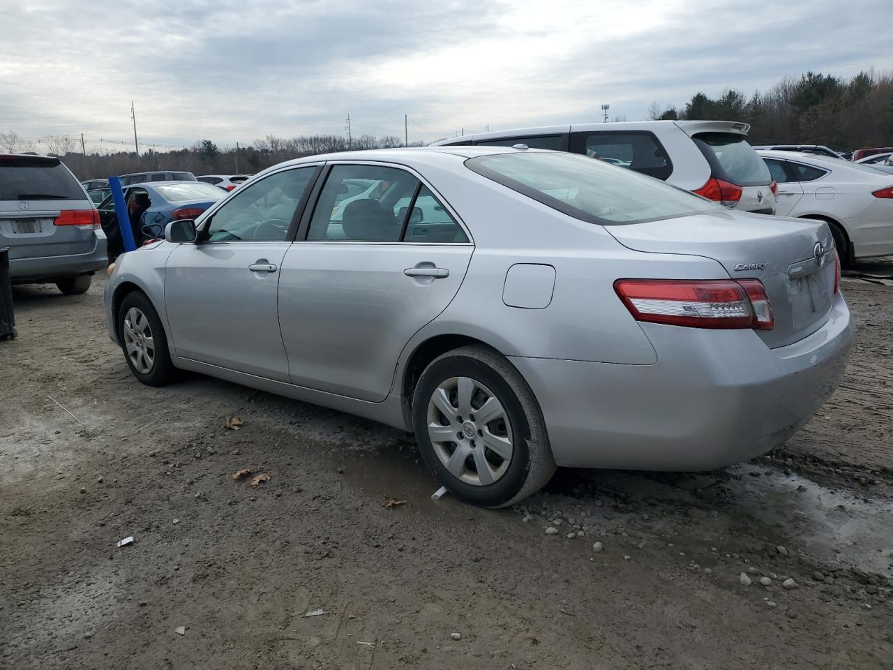 2011 Toyota Camry - Image 2