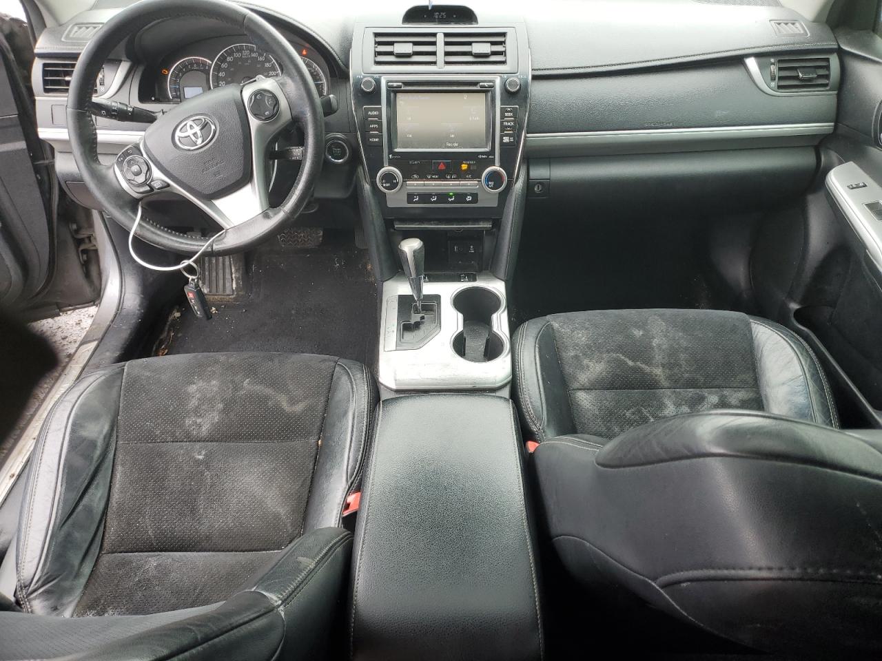 2014 Toyota Camry - Image 8