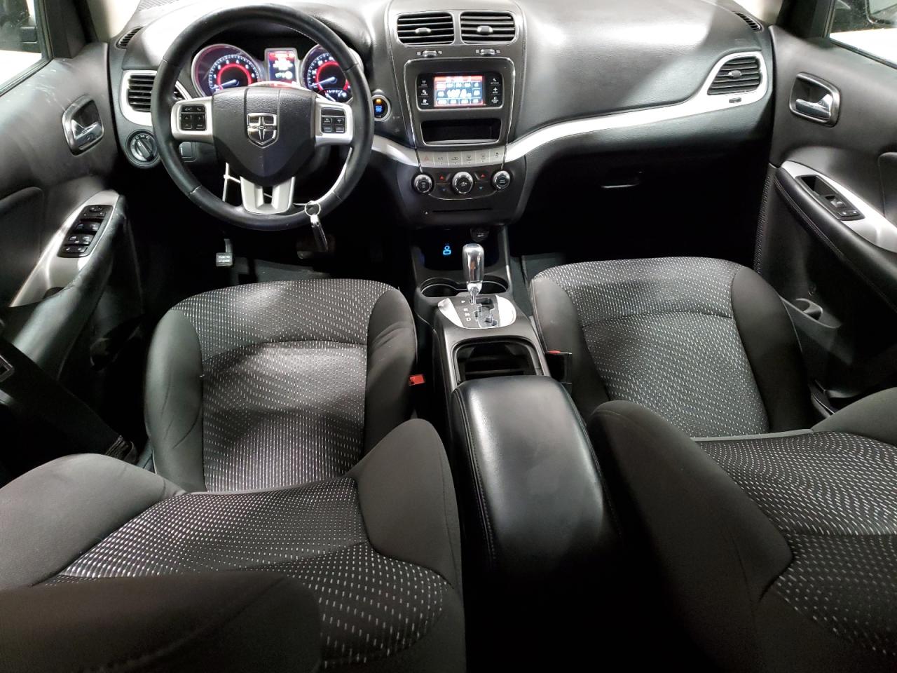 2017 Dodge Journey - Image 8