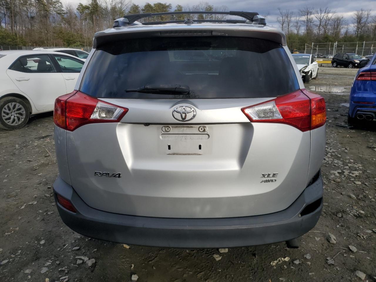 2015 Toyota RAV 4 - Image 6