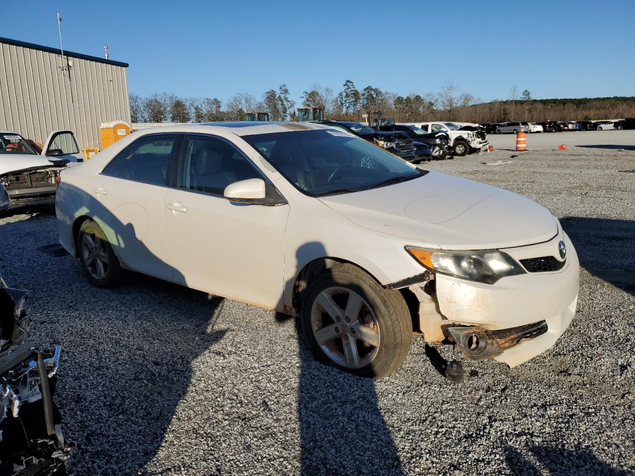 2014 Toyota Camry - Image 4