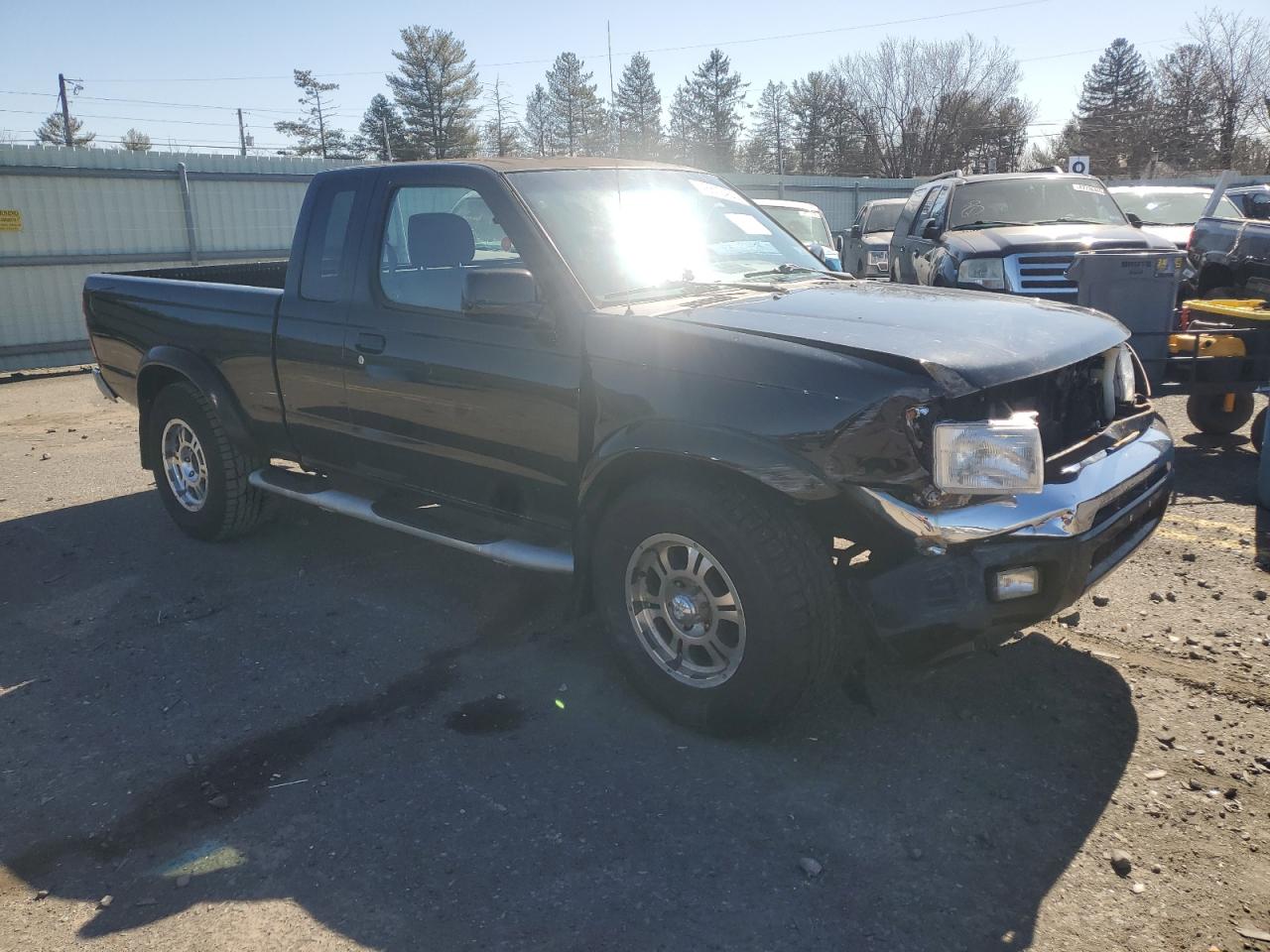 2000 Nissan Navara (Frontier) - Image 4