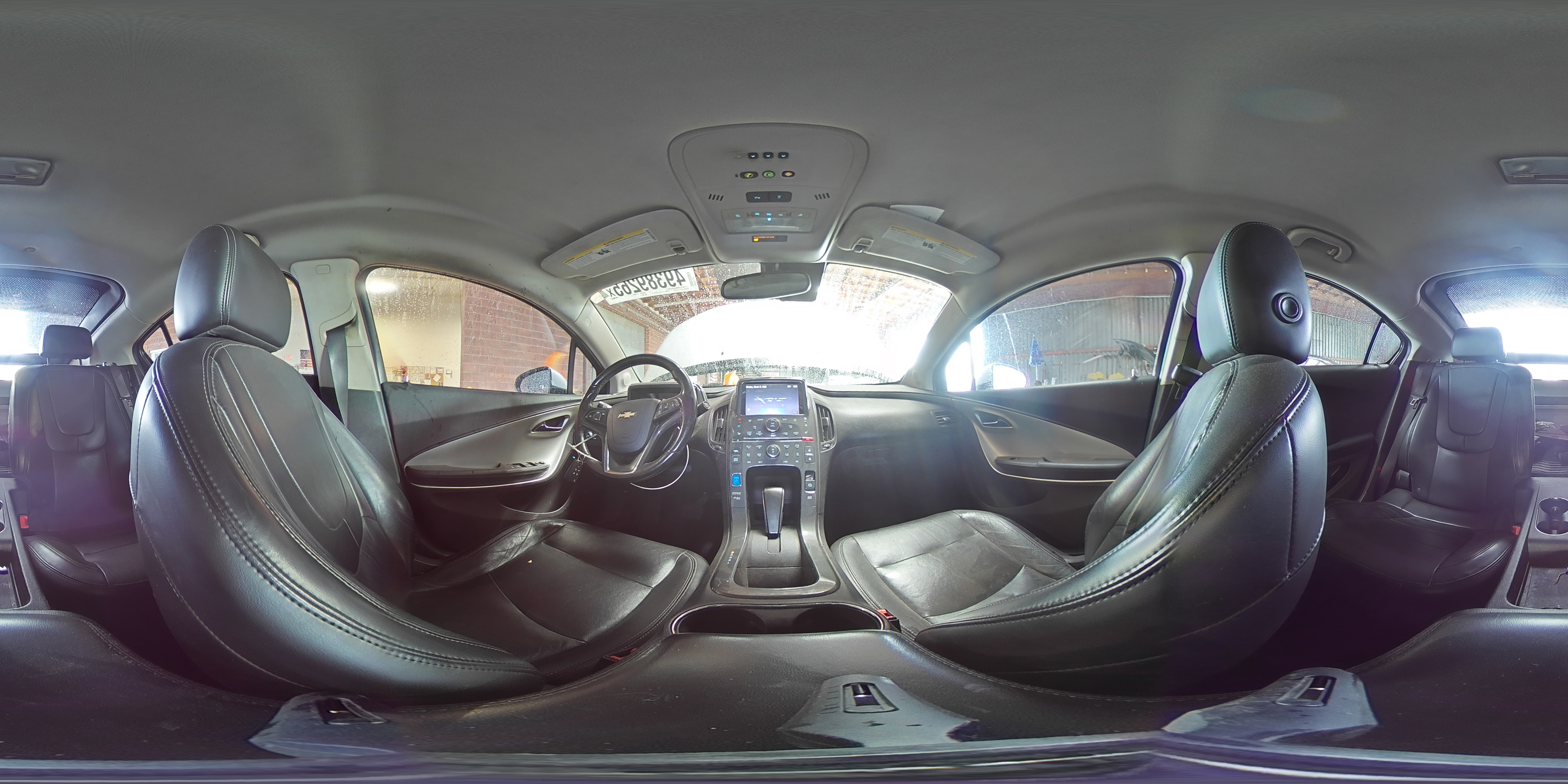2012 Chevrolet Volt - Image 13