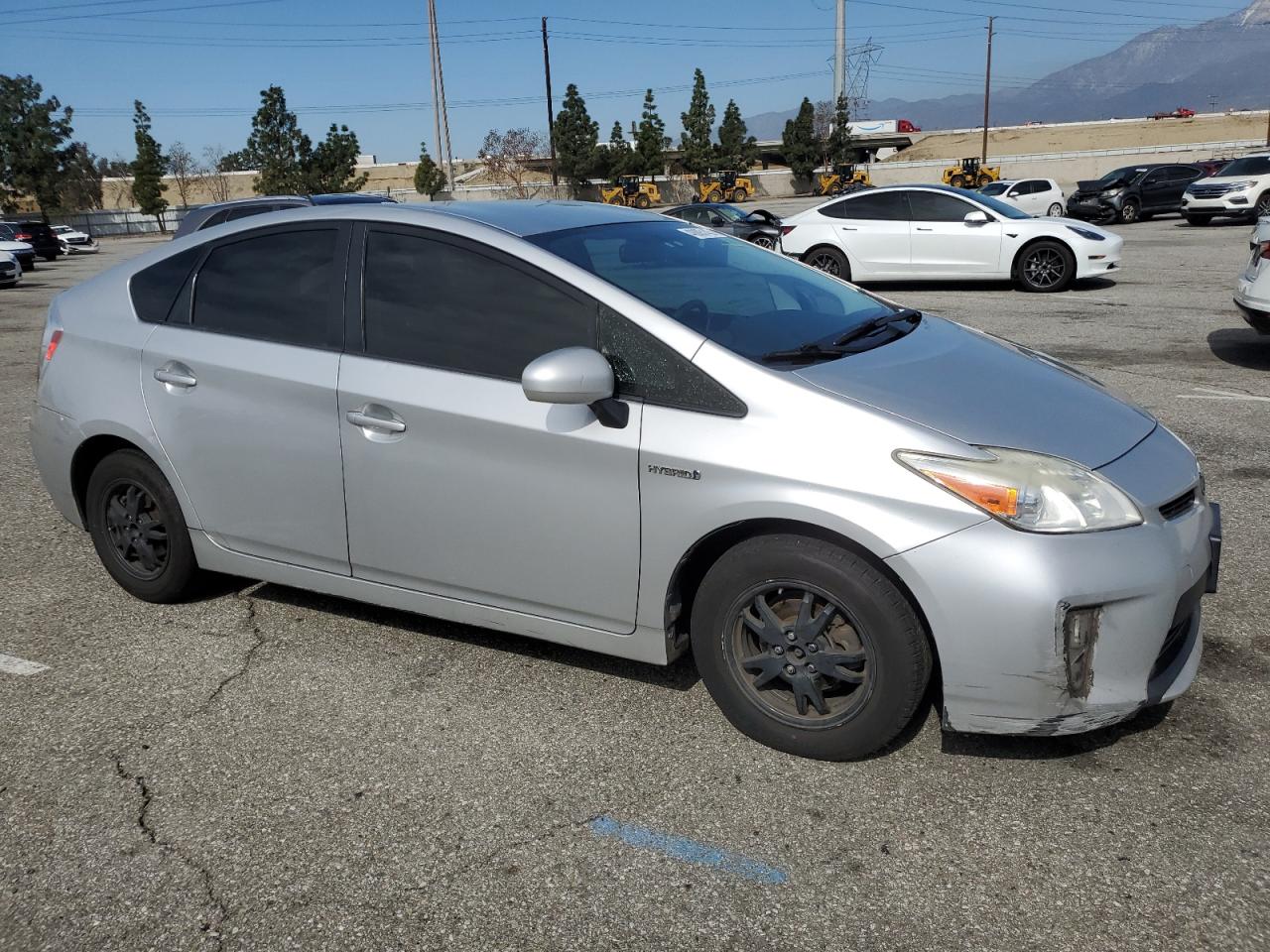 2015 Toyota Prius - Image 4