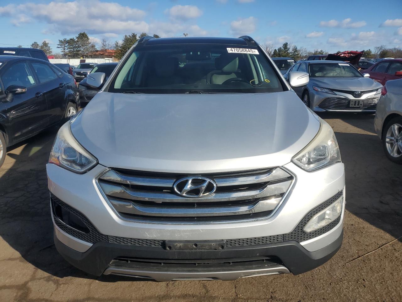 2014 Hyundai Santa Fe - Image 5