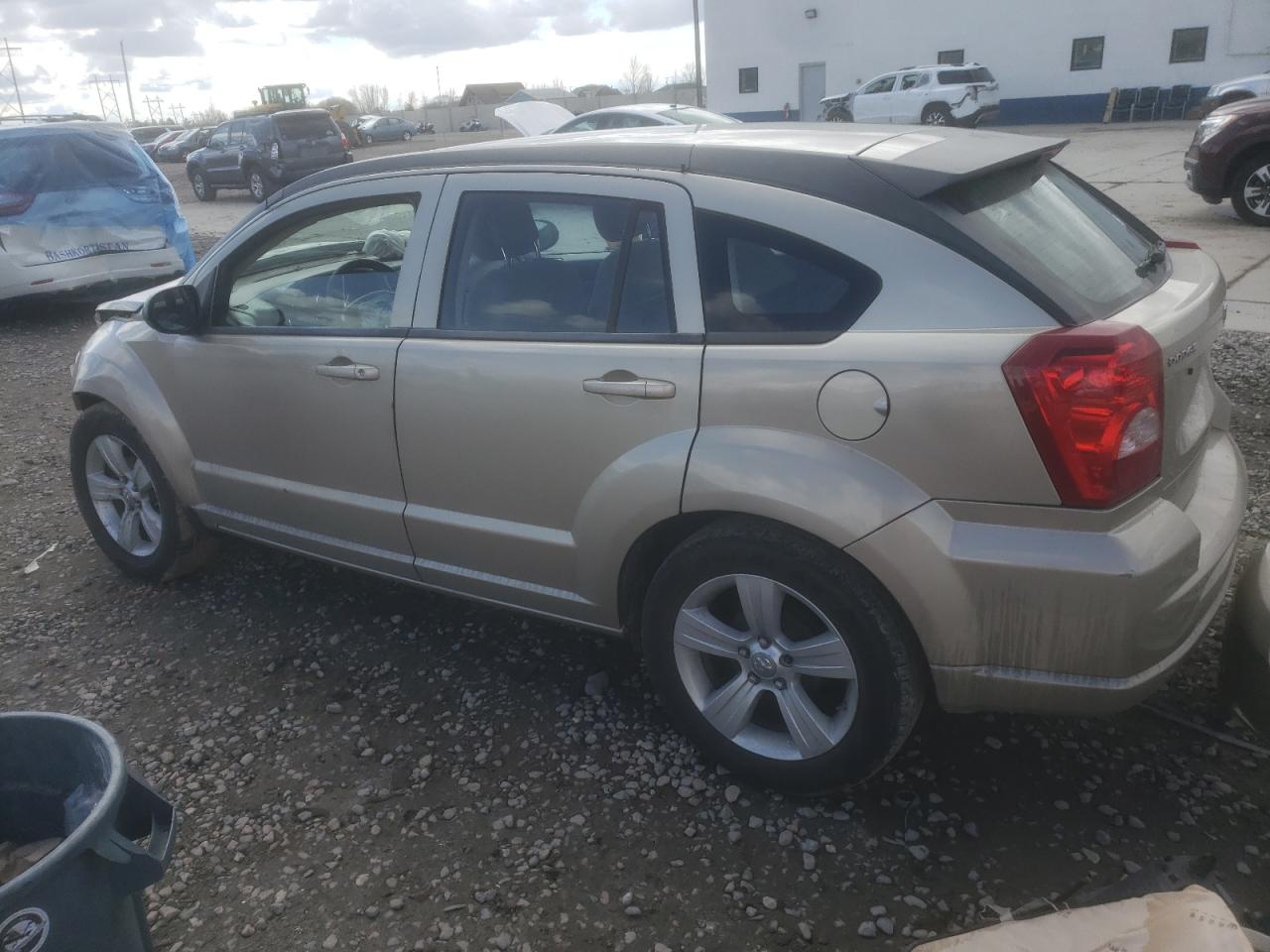 2010 Dodge Caliber - Image 2