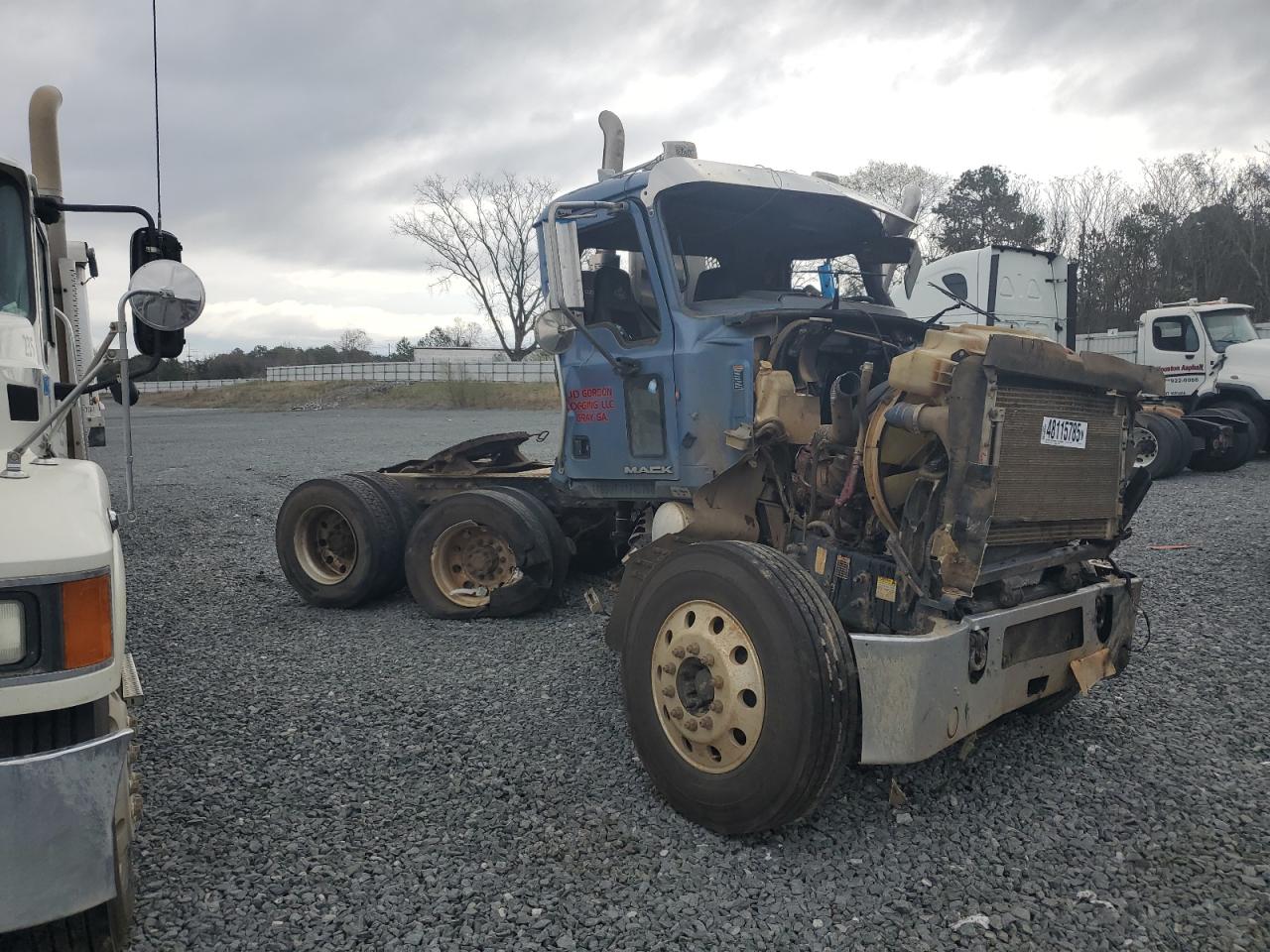 2013 Mack Chu600 Semi Truck na sprzedaż w Byron, GA - All Over