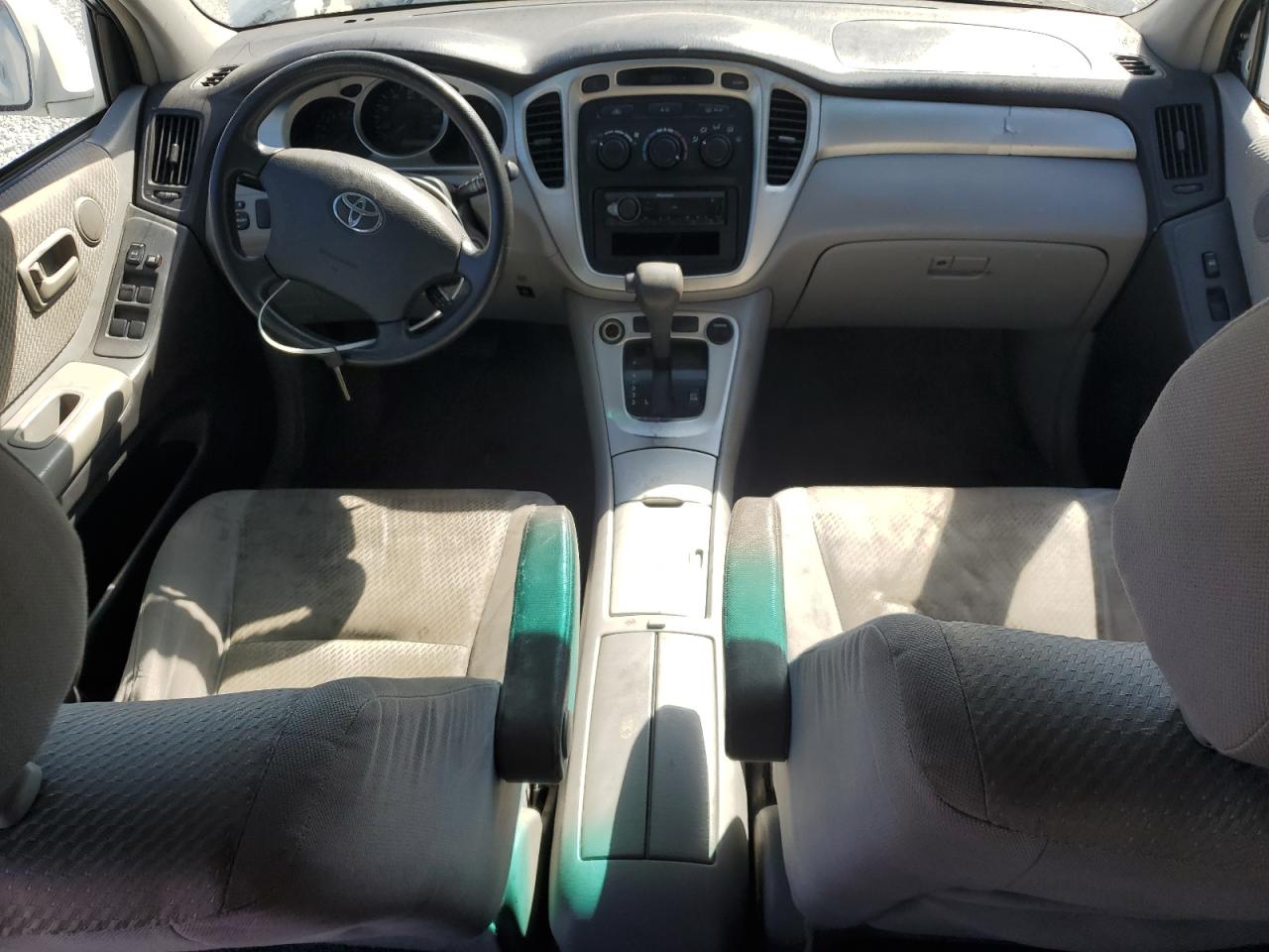 2004 Toyota Highlander - Image 8