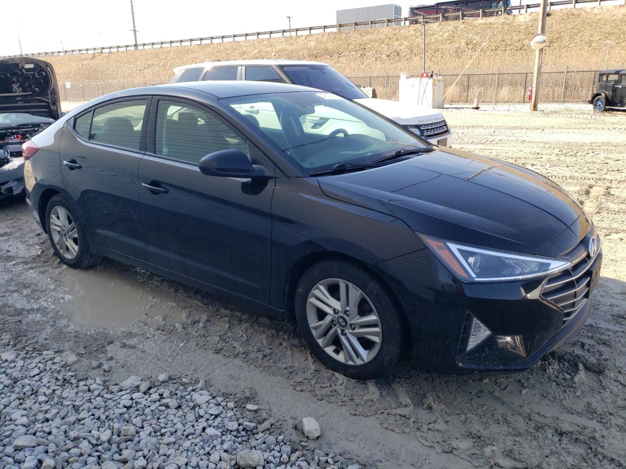 2019 Hyundai Elantra - Image 4