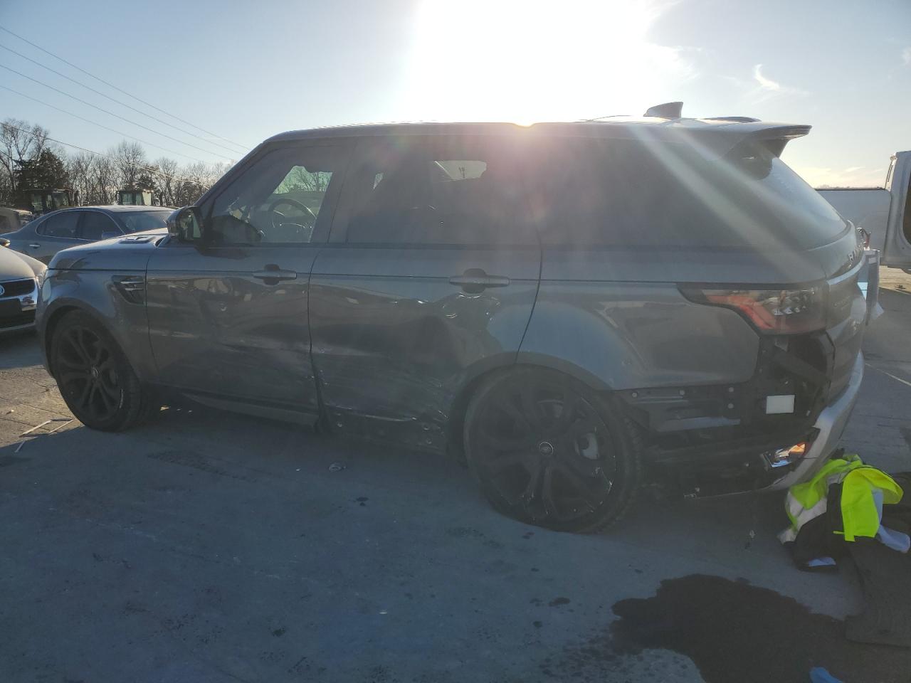 2019 Land Rover Range Rover - Image 2