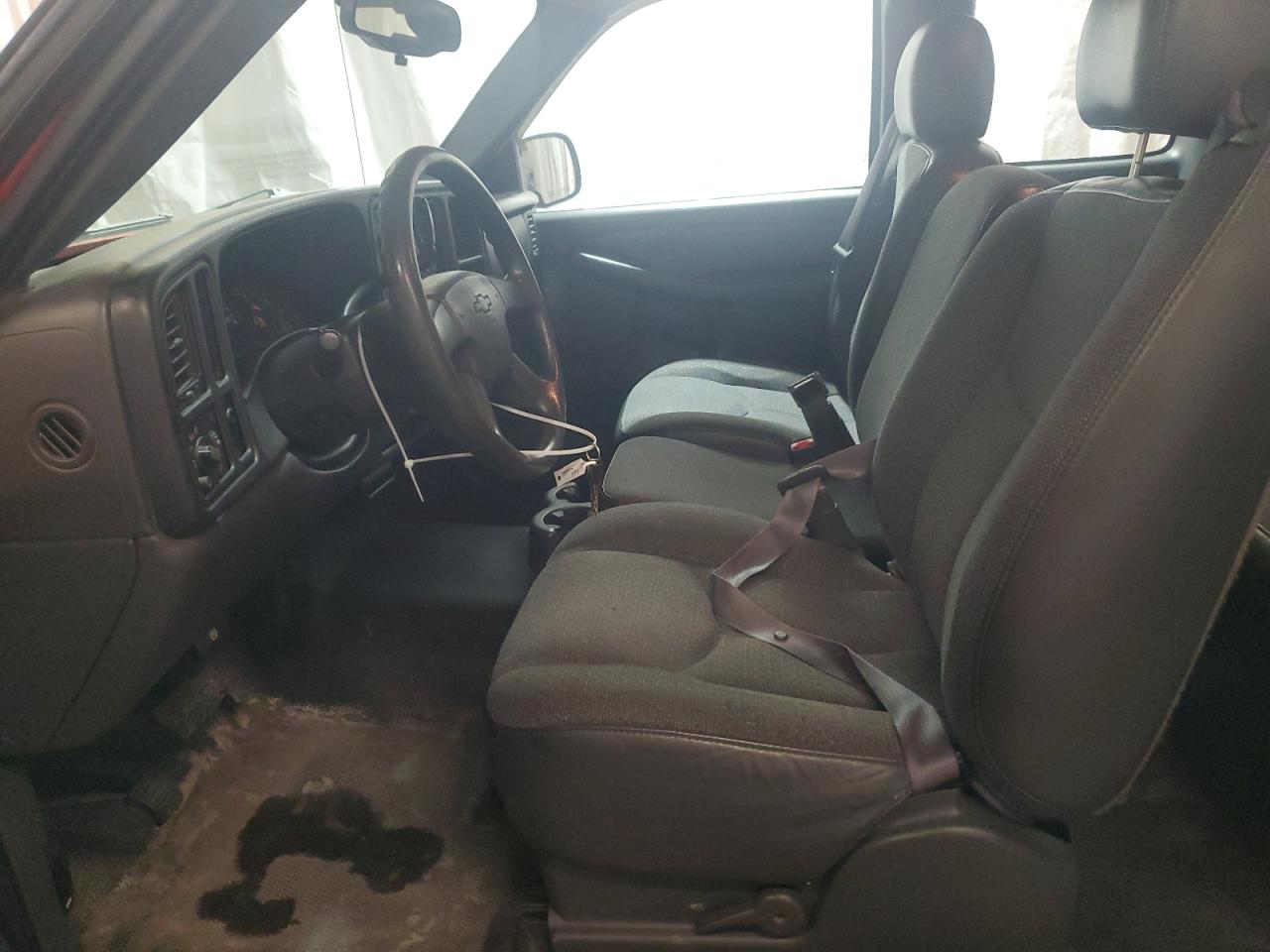 2005 Chevrolet Silverado - Image 7