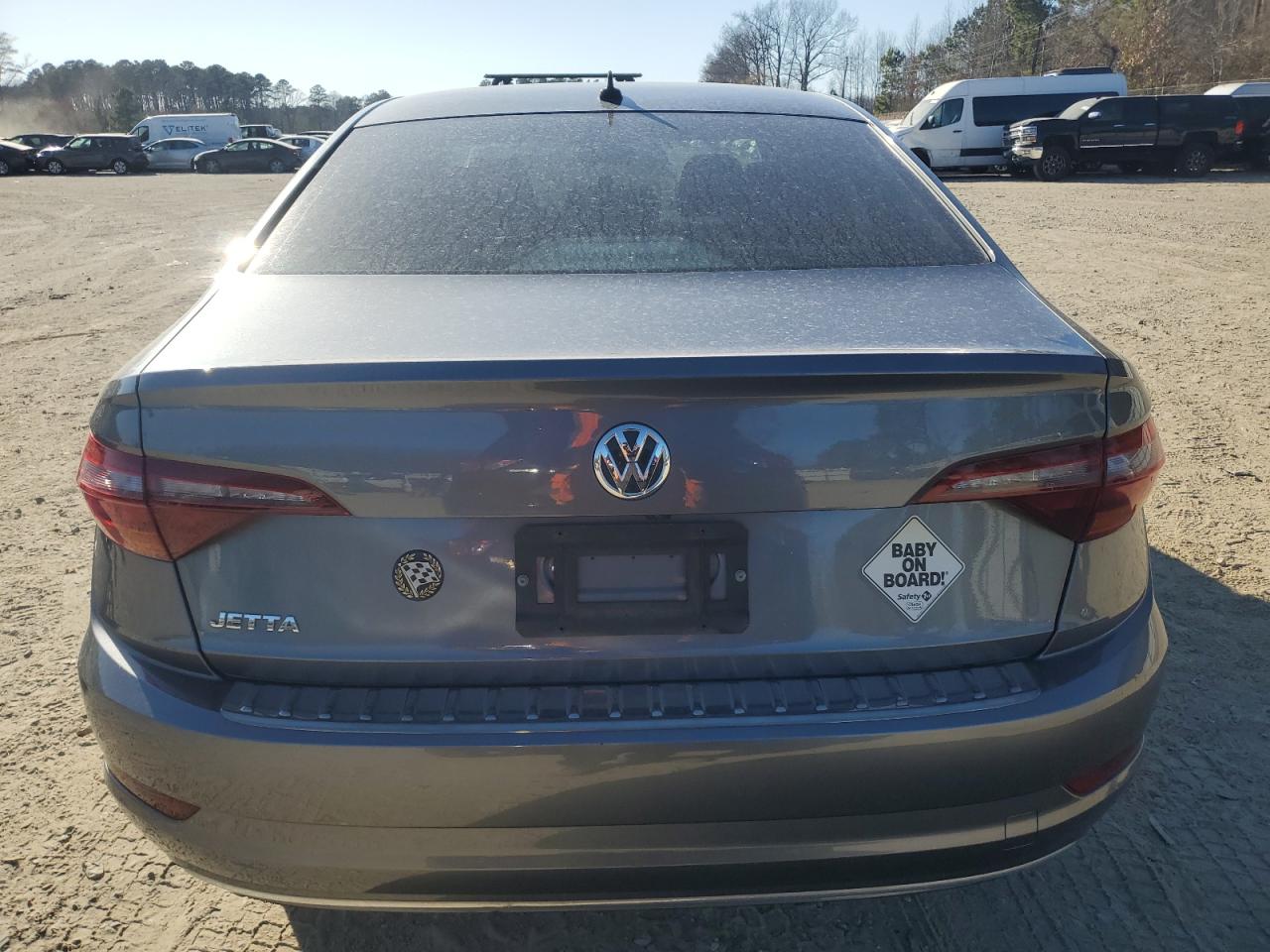 2019 Volkswagen Jetta - Image 6