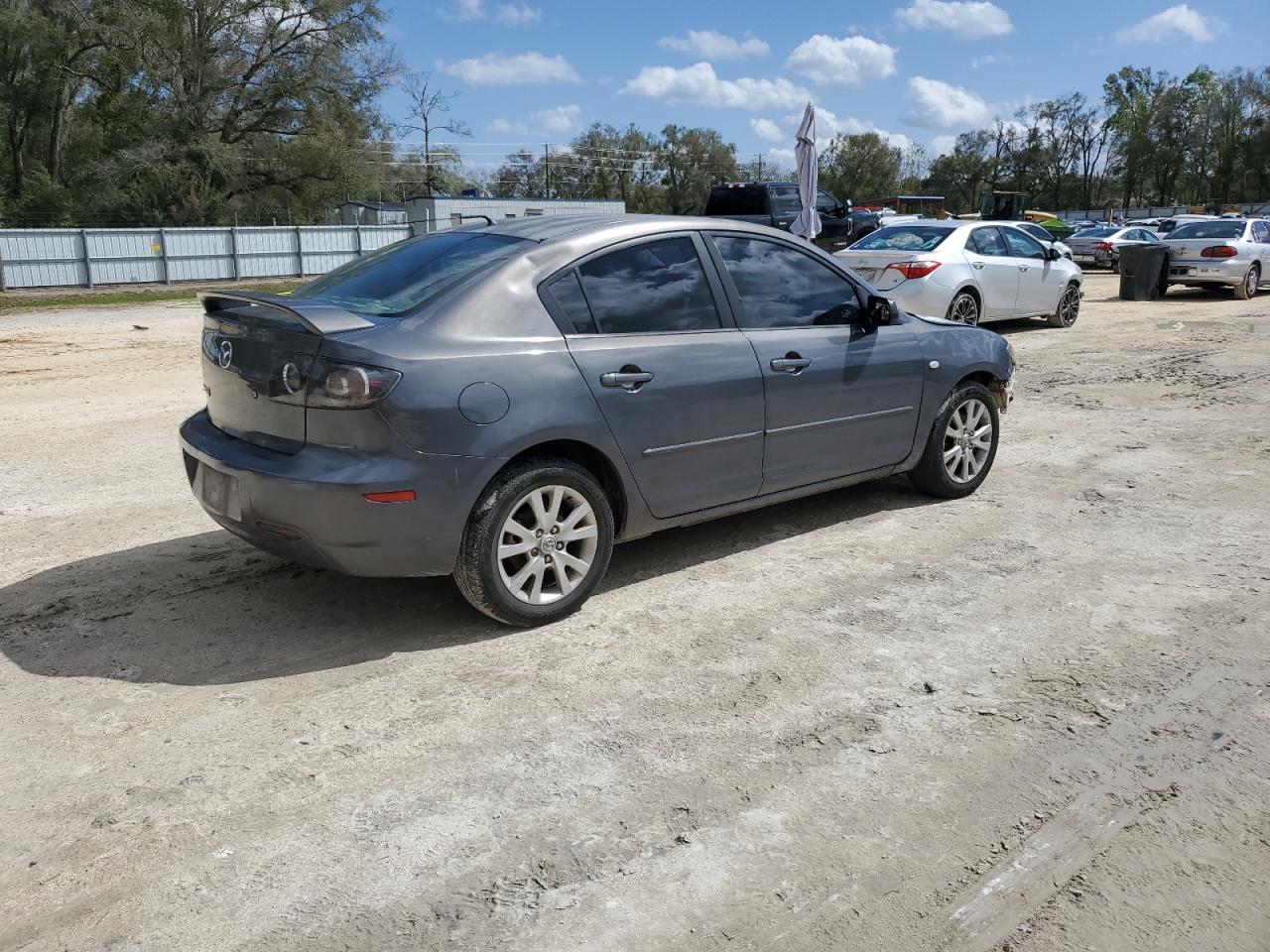 2007 Mazda 3 - Image 3