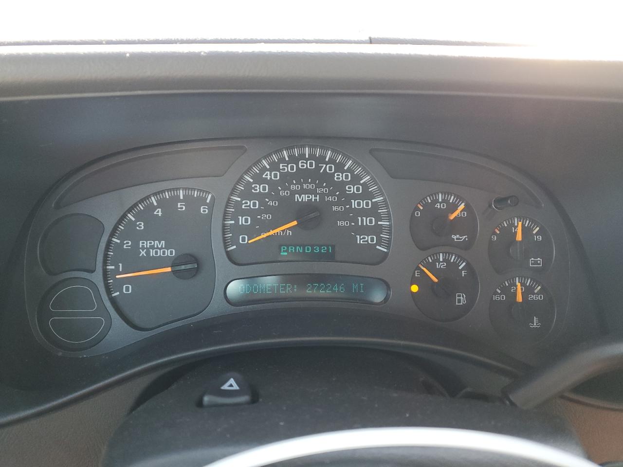 2003 Chevrolet Silverado - Image 9
