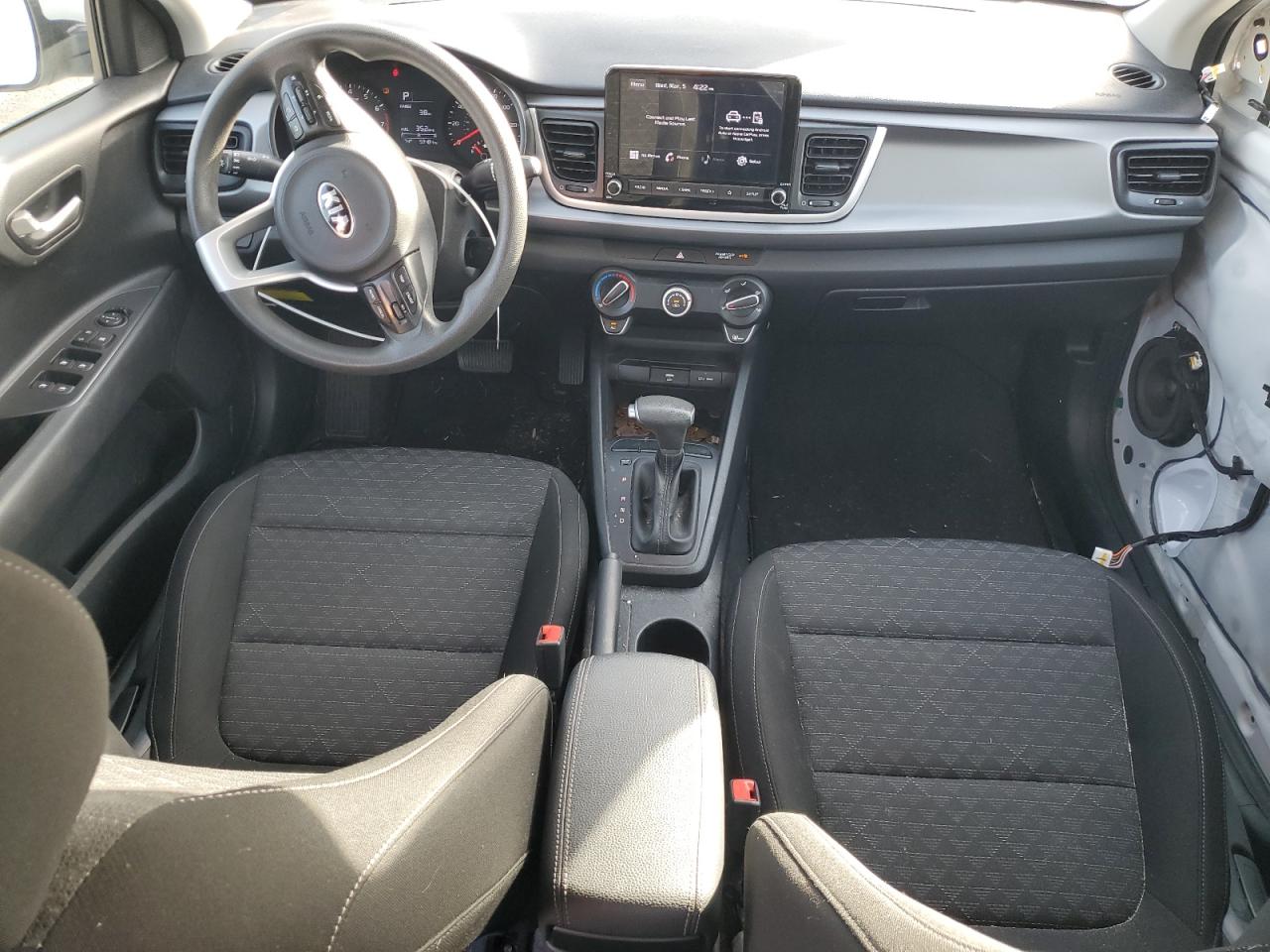 2021 Kia Rio - Image 8