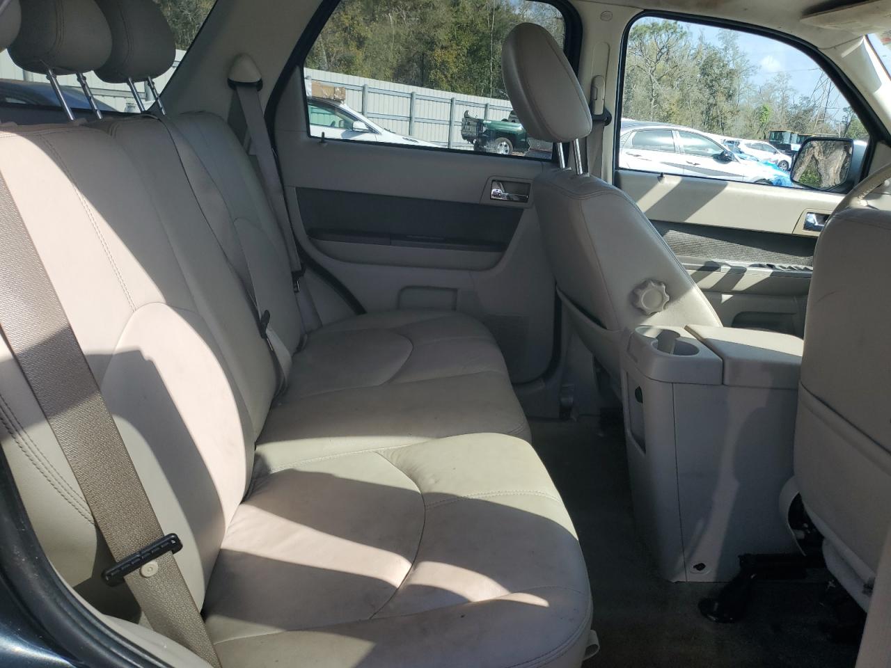 2009 Mercury Mariner - Image 11