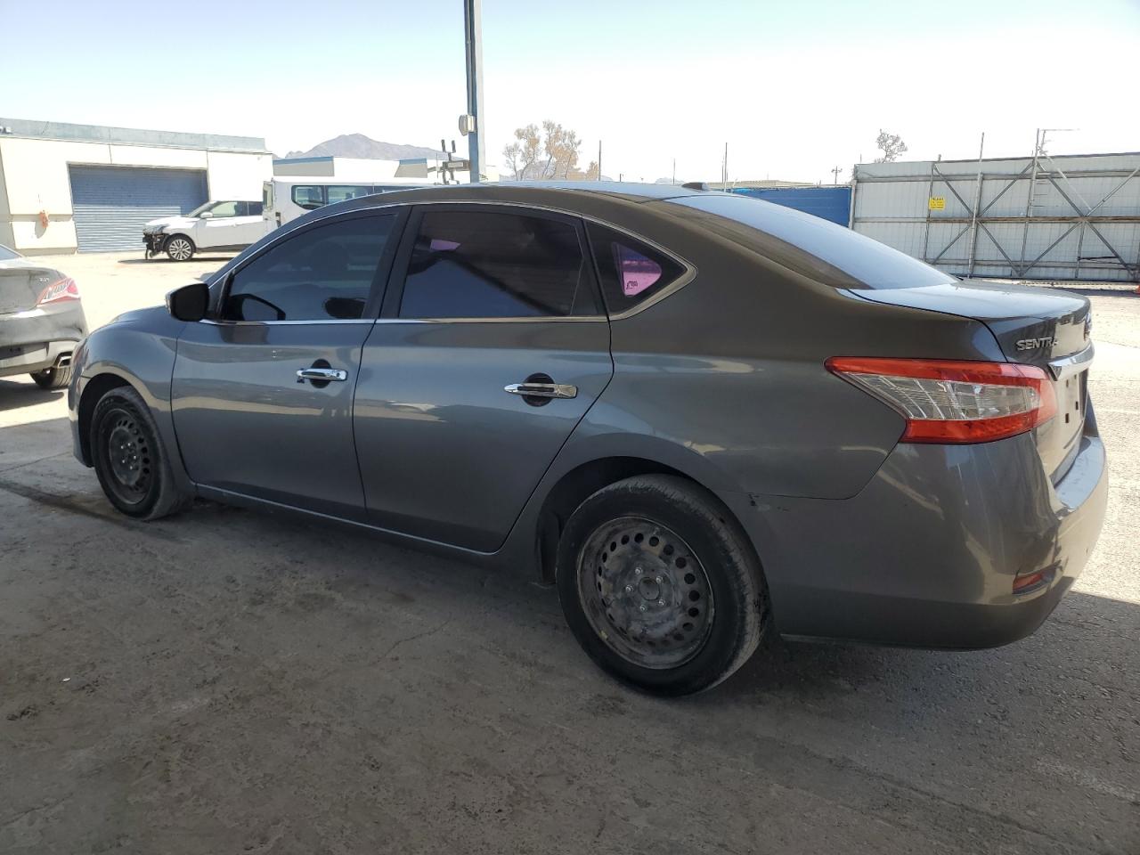 2015 Nissan Sentra - Image 2