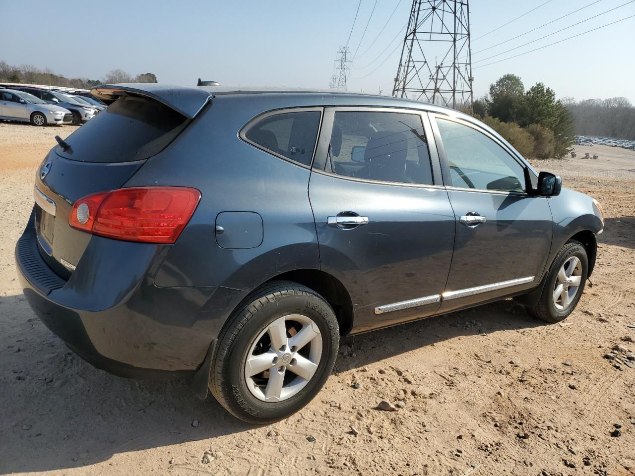 2013 Nissan Rogue - Image 3
