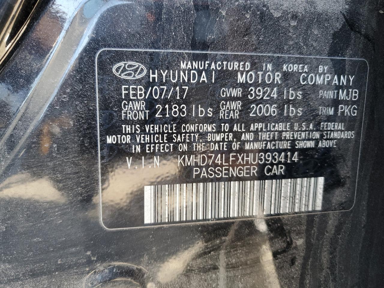2017 Hyundai Elantra - Image 15