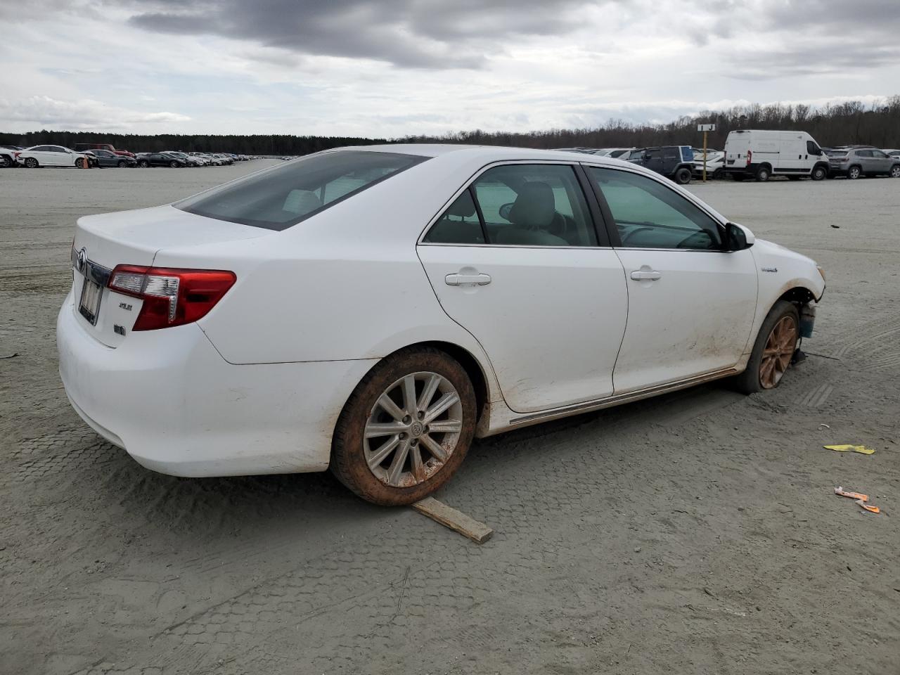 2013 Toyota Camry - Image 3